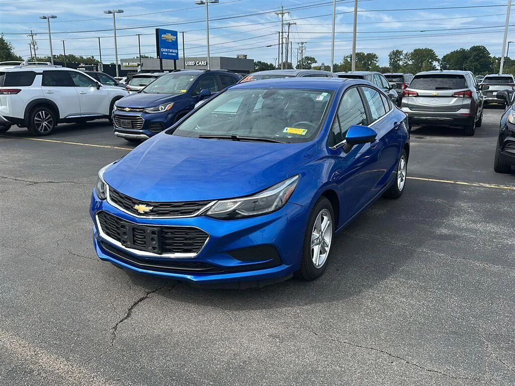 Used 2017 Kinetic Blue Metallic Chevrolet LT image 5
