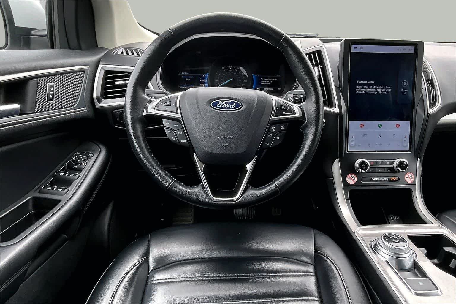 Certified Used 2024 Oxford White Clearcoat Ford SEL image 6