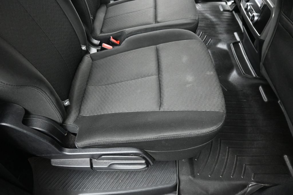 Used 2020 Black Ford XLT image 26