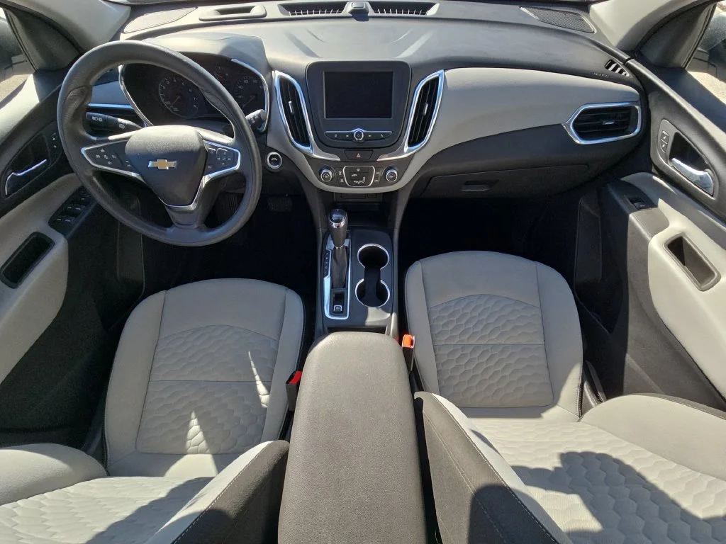 2020 Chevrolet Equinox LS - Photo 21