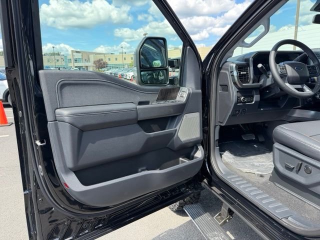 New 2026 Agate Black Metallic Ford F-350® Lariat® image 11