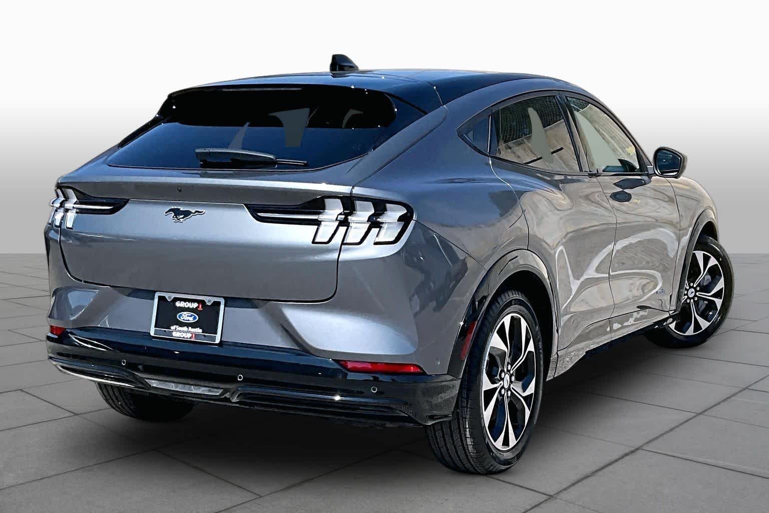 Certified Used 2023 Carbonized Gray Metallic Ford Premium image 12