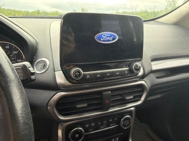 Used 2019 Gray Ford SE image 6