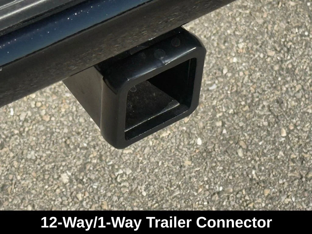 New 2026 Diamond Black Crystal Pearl-Coat Exterior Paint RAM Laramie image 43
