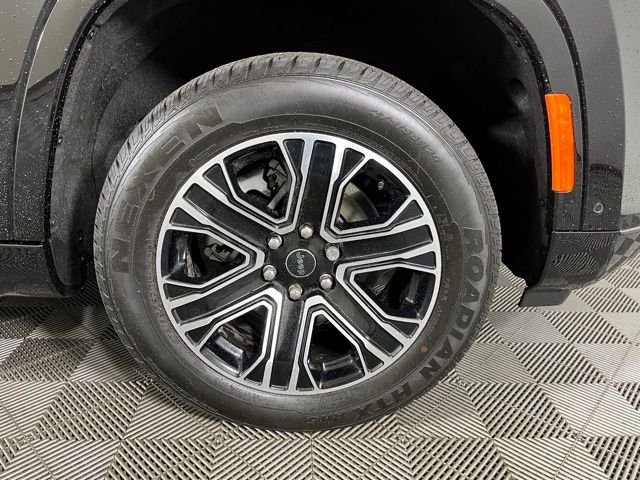 Used 2026 Black Jeep  image 9