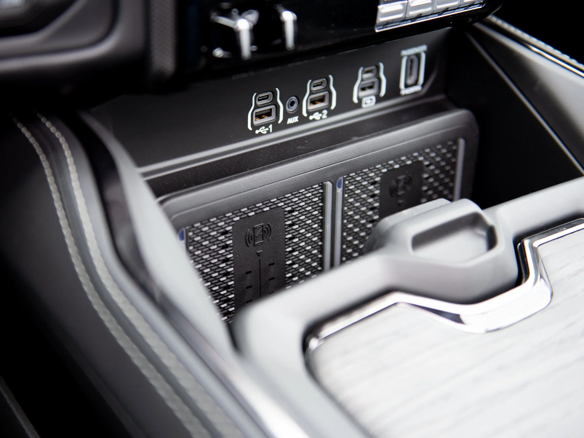 New 2026 Grey RAM Limited* image 24