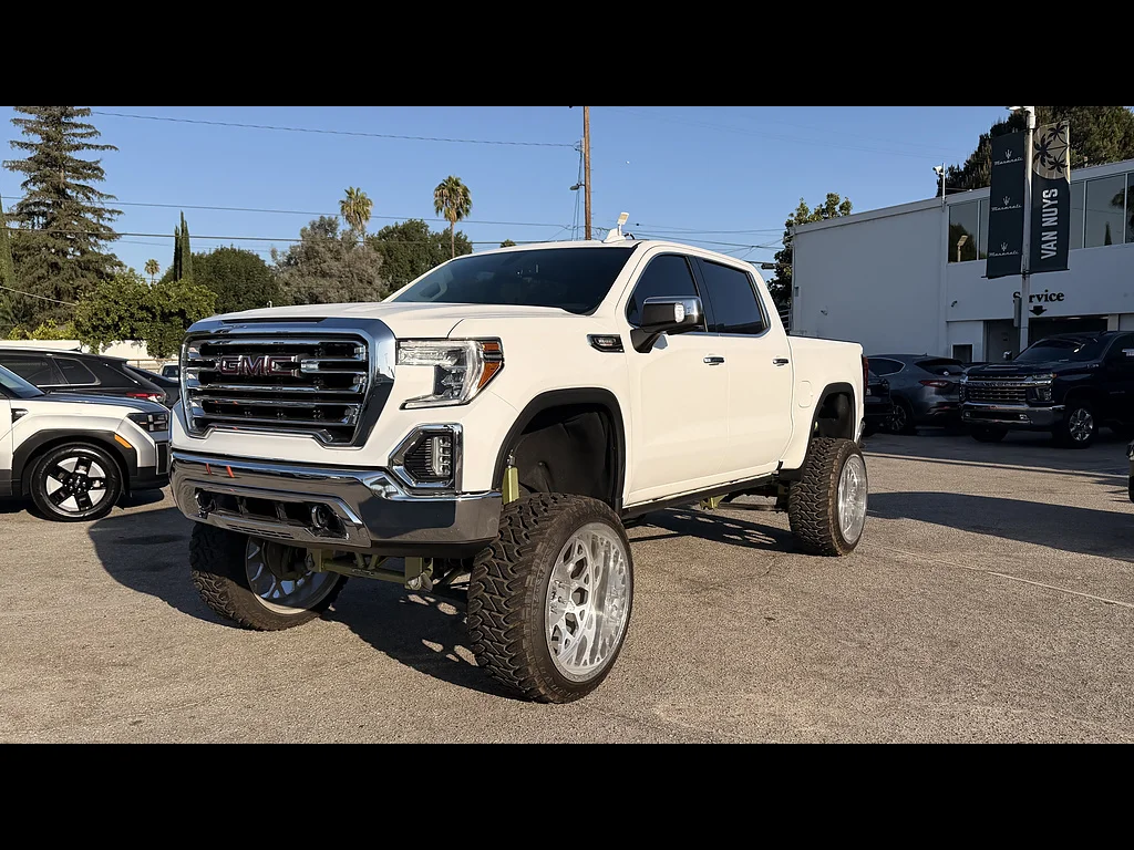 Used 2020 Summit White GMC SLT image 2