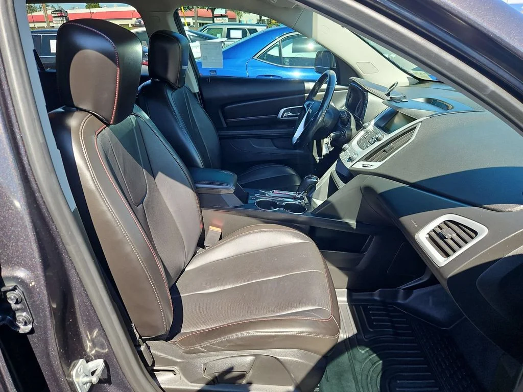 Used 2016 Iridium Metallic GMC SLT image 27
