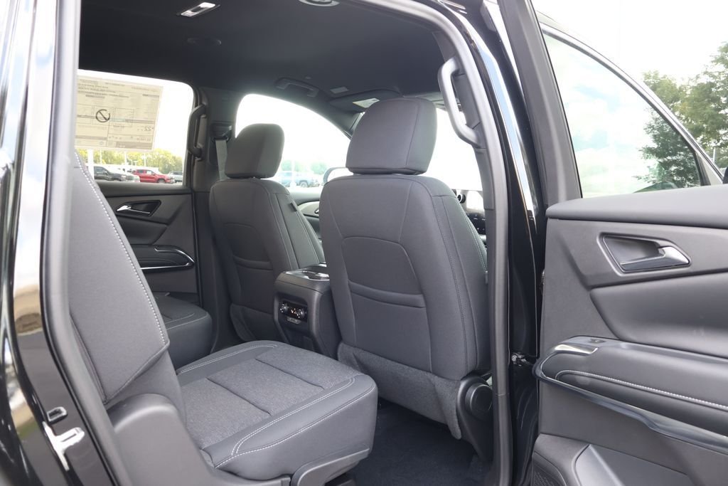 2027 Chevrolet Traverse LT - Photo 41
