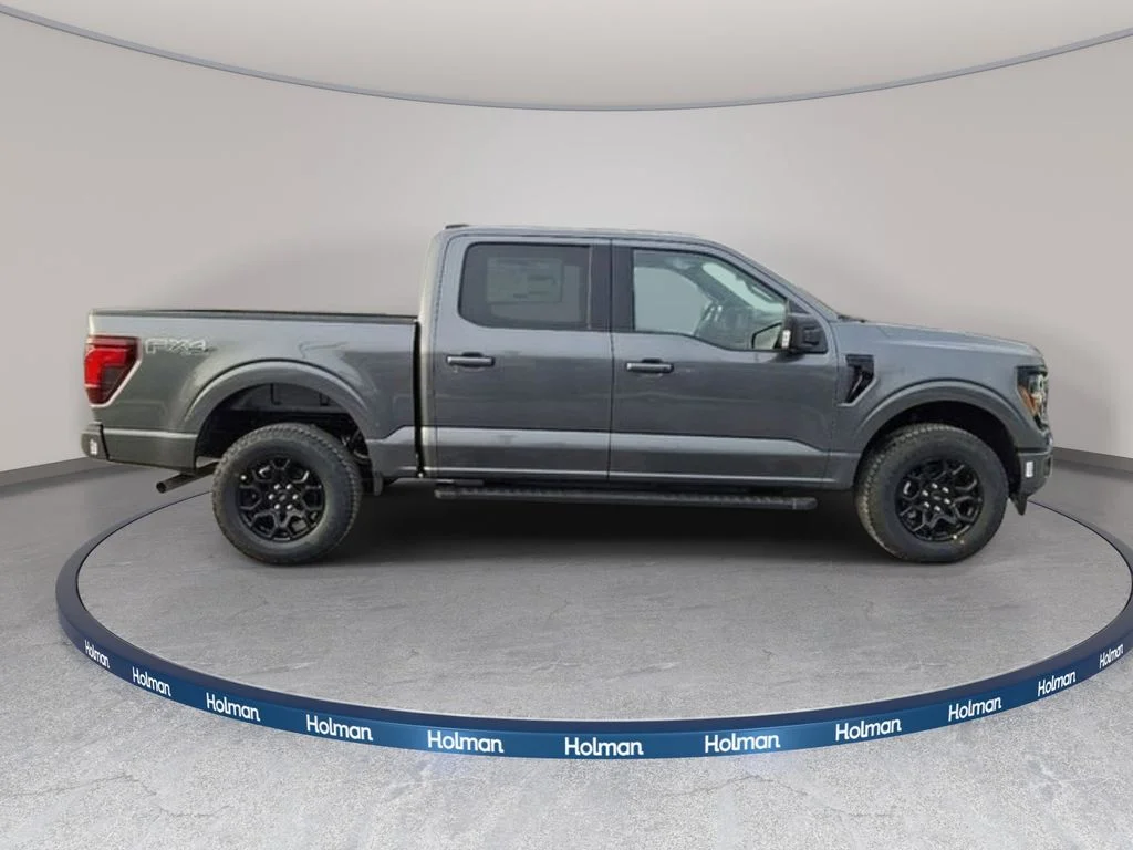 New 2026 Carbonized Gray Metallic Ford XLT image 3