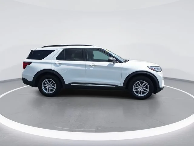 Used 2025 White Ford Active image 7