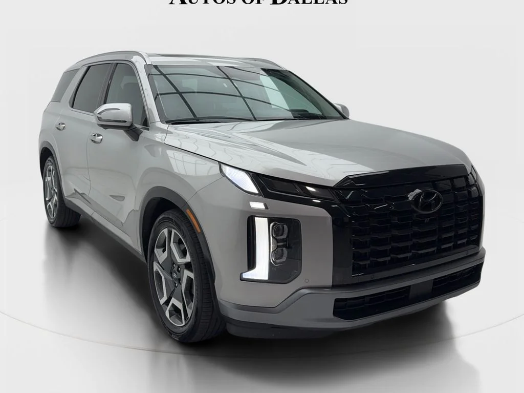Used 2025 Silver Hyundai Limited image 2