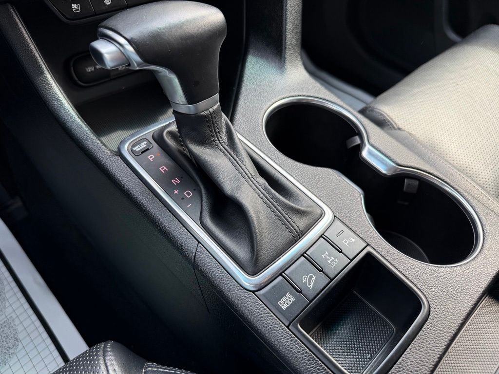 Used 2018 Silver Kia EX image 39