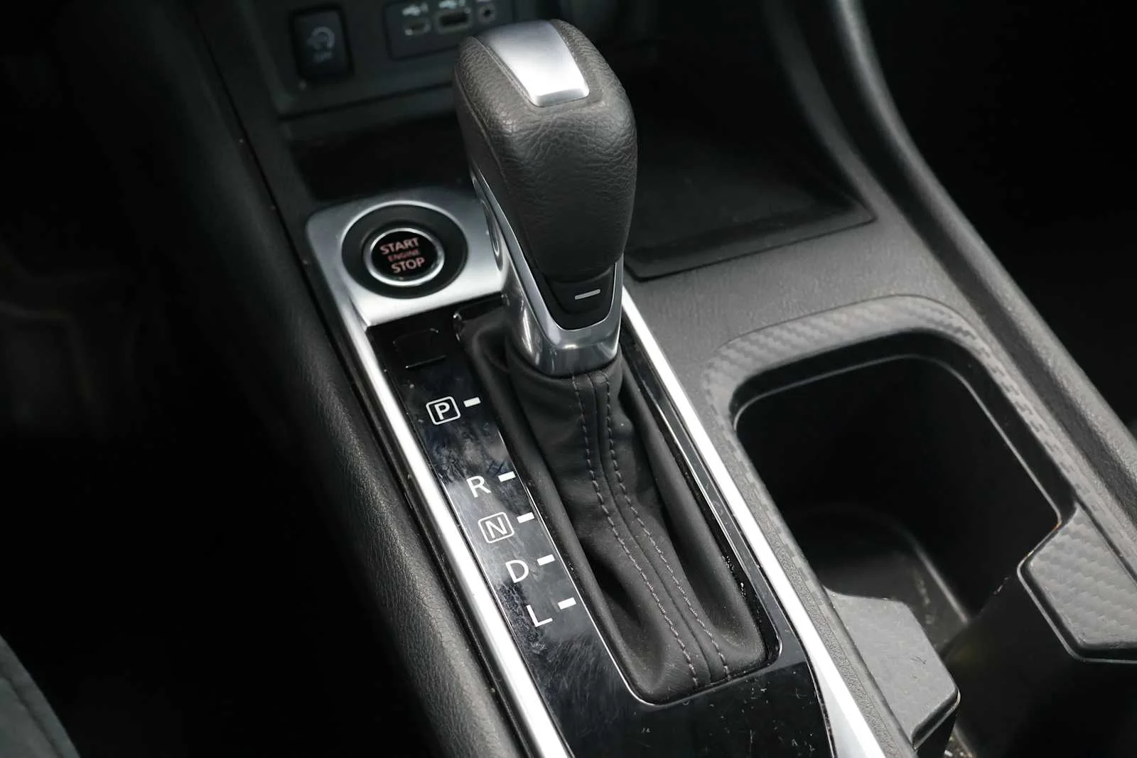 Used 2025 Gun Metallic Nissan SV image 21