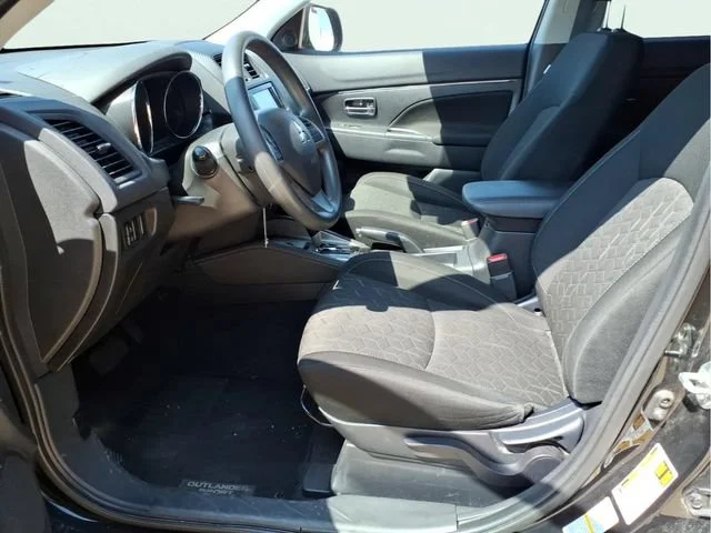 Used 2024  Mitsubishi S image 18
