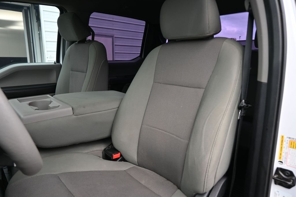 Used 2021 White Ford XL image 3