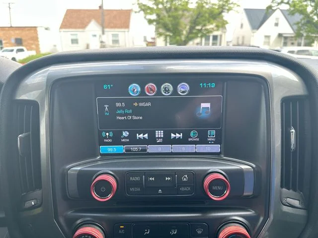 Used 2018 Red Chevrolet LT image 14