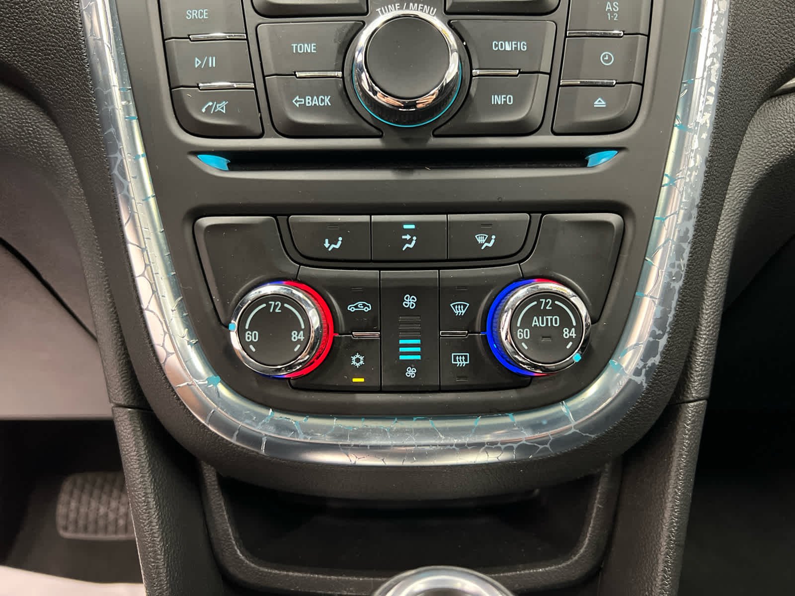 Used 2015 Satin Steel Gray Metallic Buick Convenience image 18