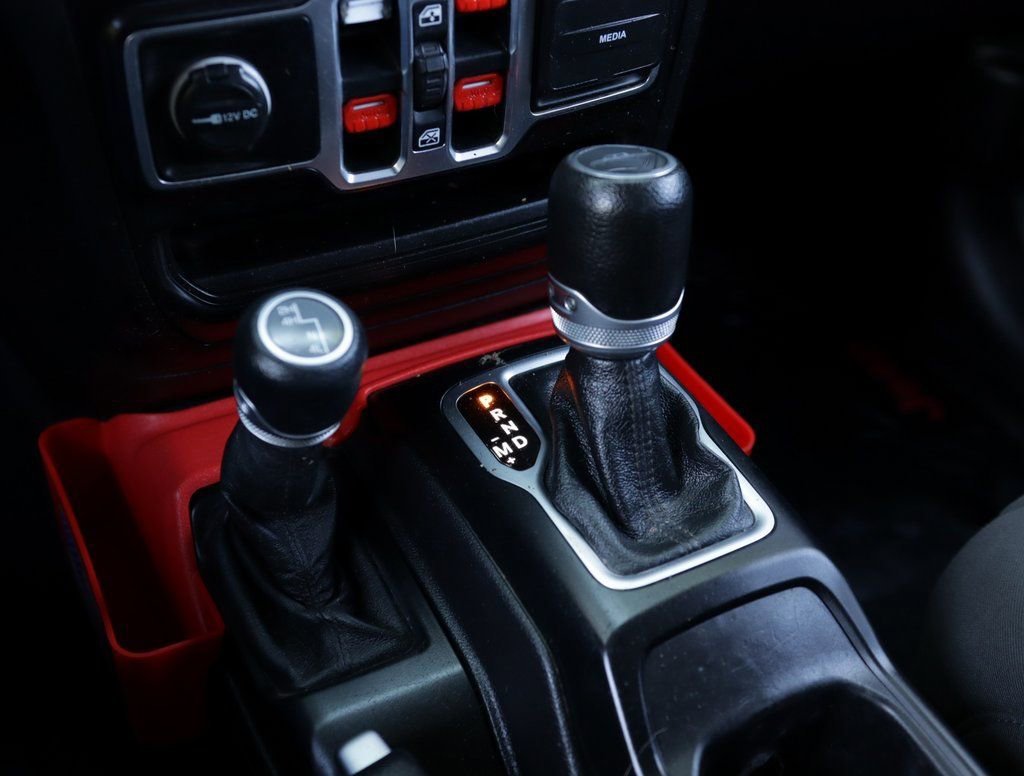 2021 Jeep Gladiator Sport S - Photo 19