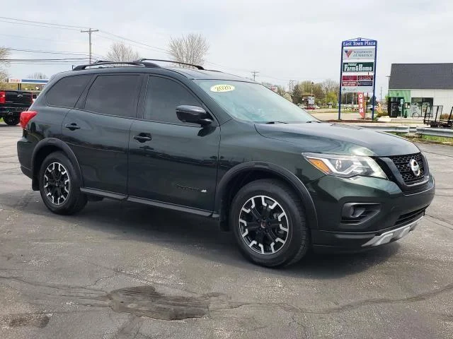 Used 2020 Nissan Pathfinder SL with VIN 5N1DR2CM2LC587060 for sale in Corunna, MI
