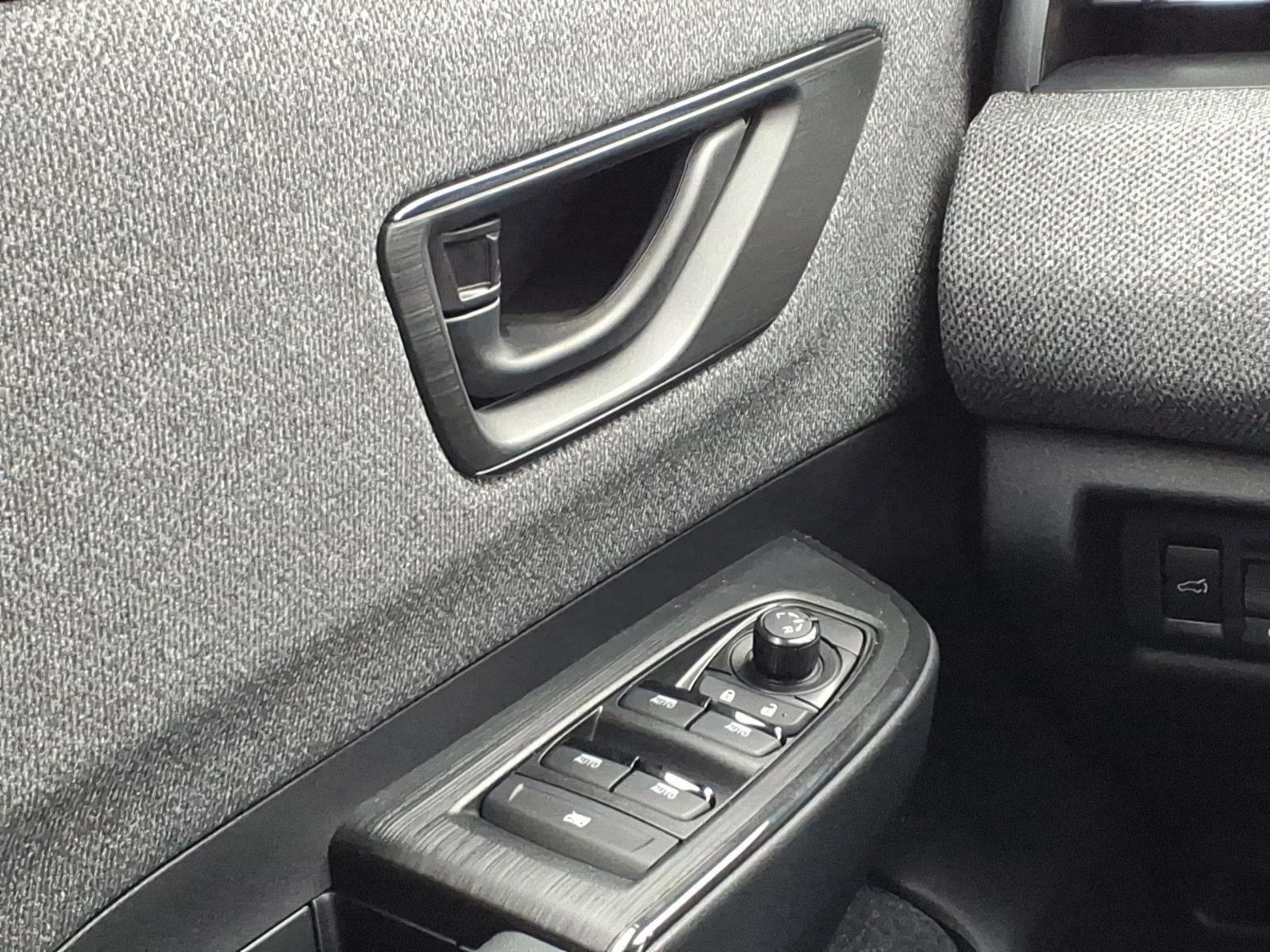 2026 Subaru Outback Premium - Photo 13
