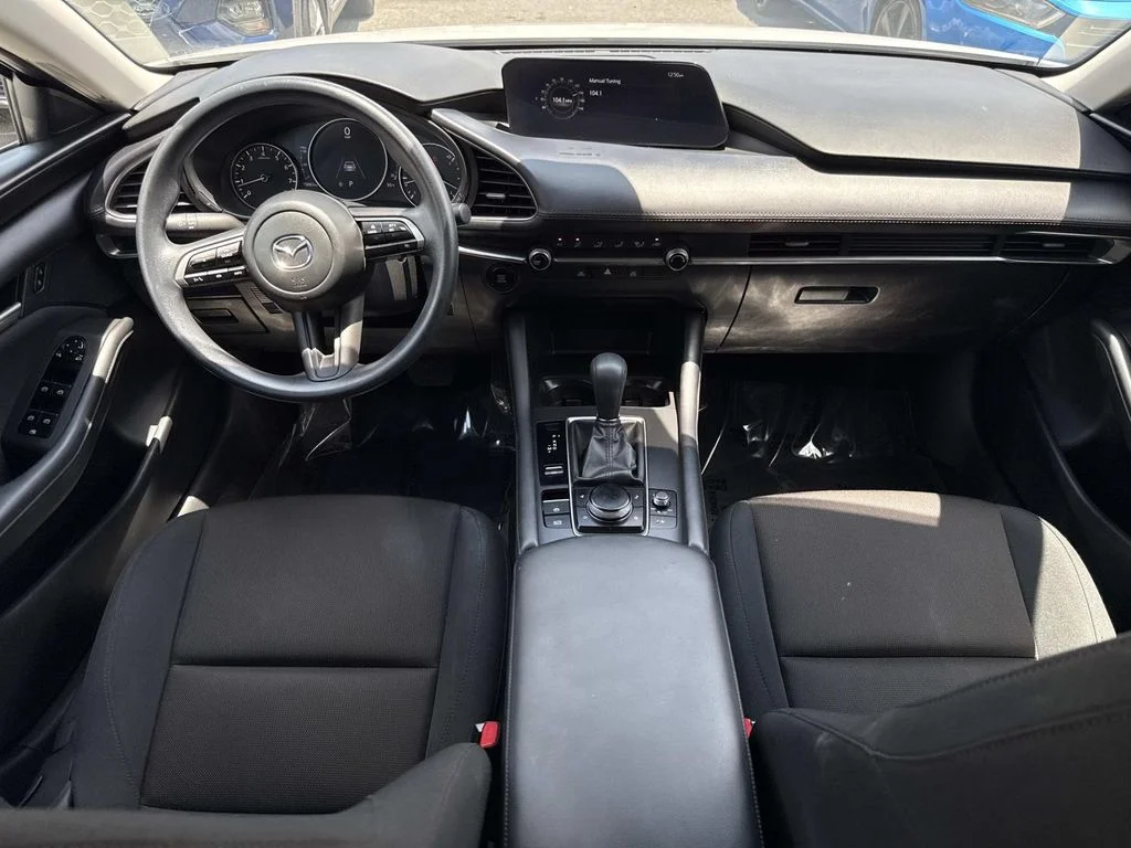 Used 2025 White Mazda 2.5 S image 23