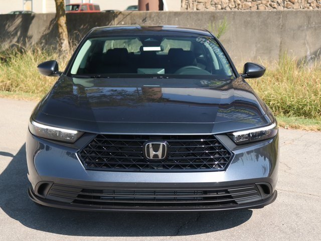 2025 Honda Accord 1.5T LX photo 2