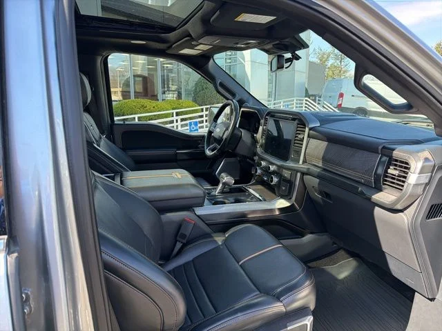 Used 2022 Silver Metallic Ford Platinum image 9