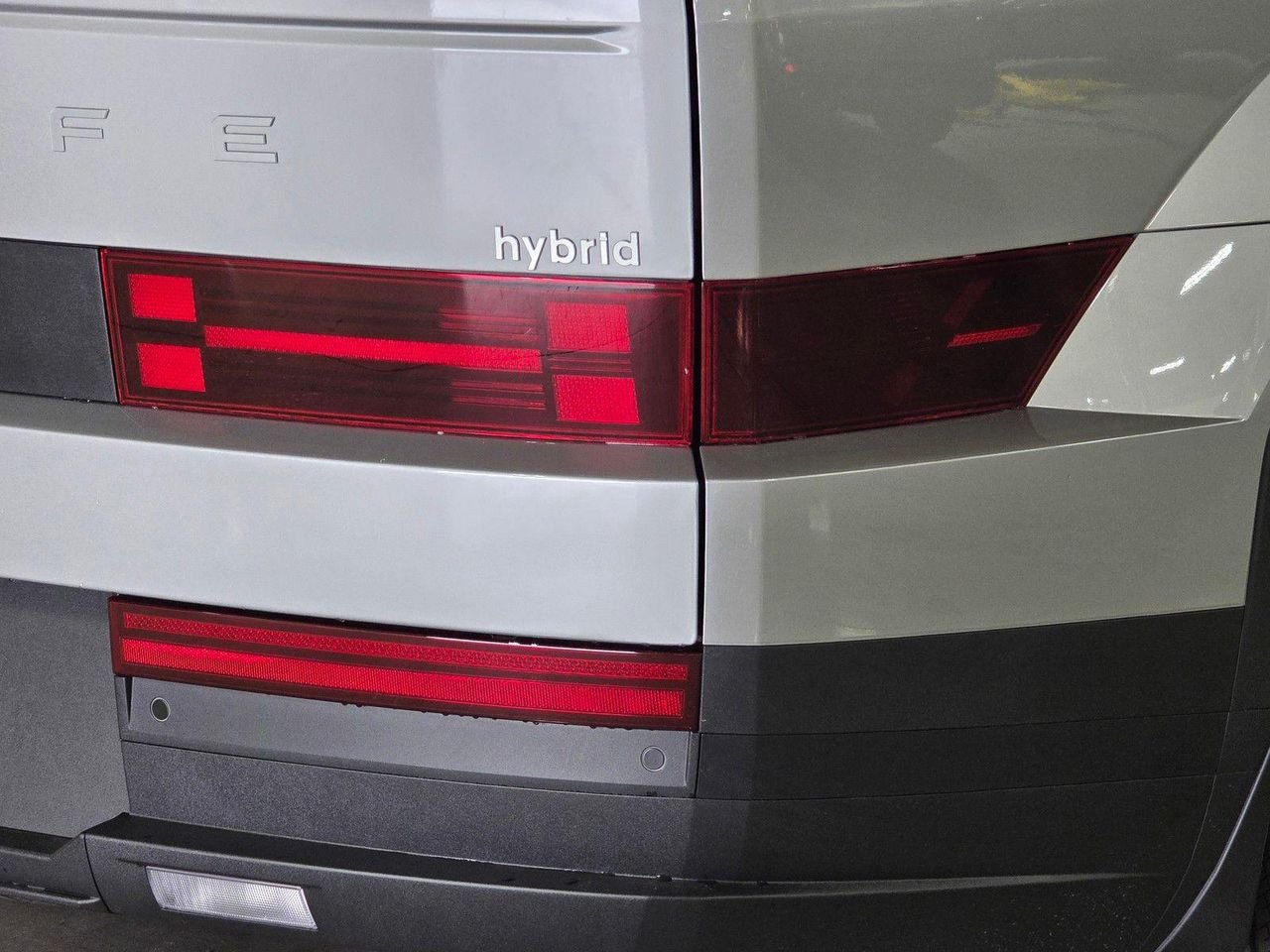 New 2026 Shimmering Silver Hyundai SEL image 12