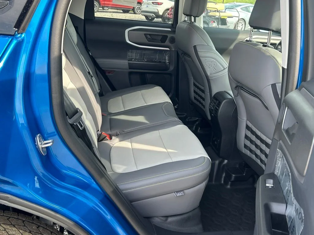 New 2026 Velocity Blue Metallic Ford Badlands® image 16