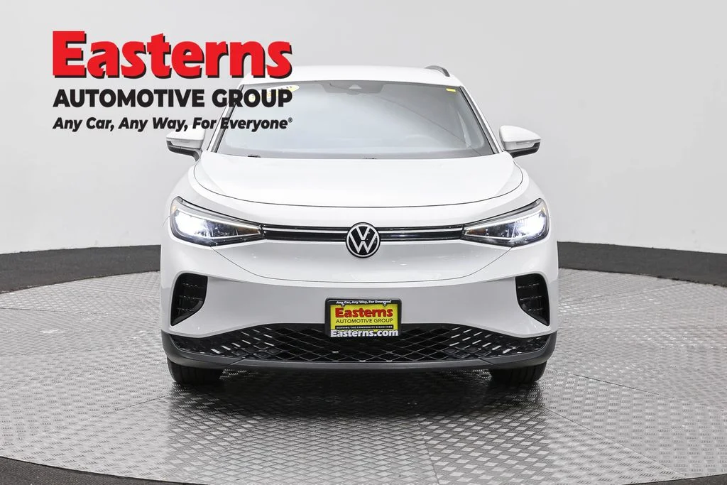 Used 2023 White Volkswagen Pro image 2