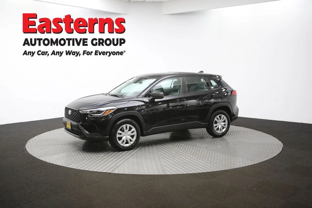 Used 2022 Black Toyota L image 55