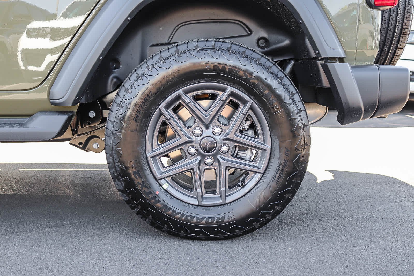 New 2027 41 Paint Jeep Sport S image 11