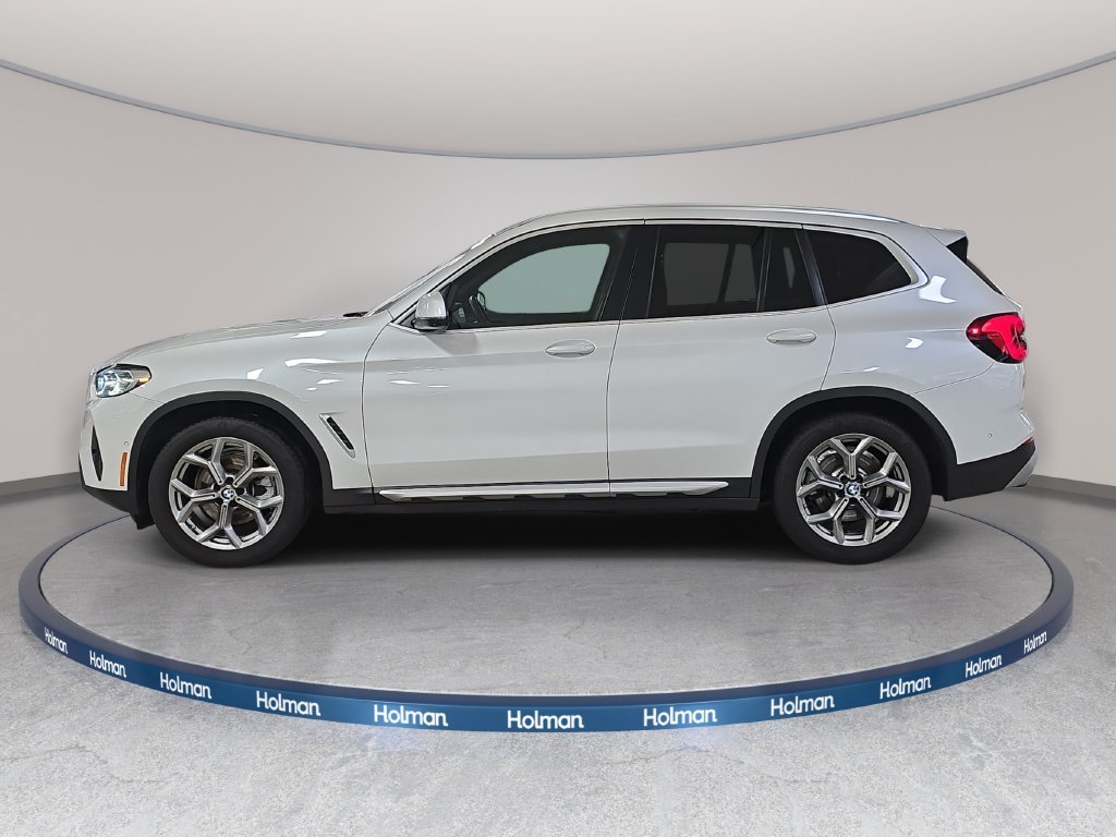 Used 2024 Mineral White Metallic BMW sDrive30i image 11