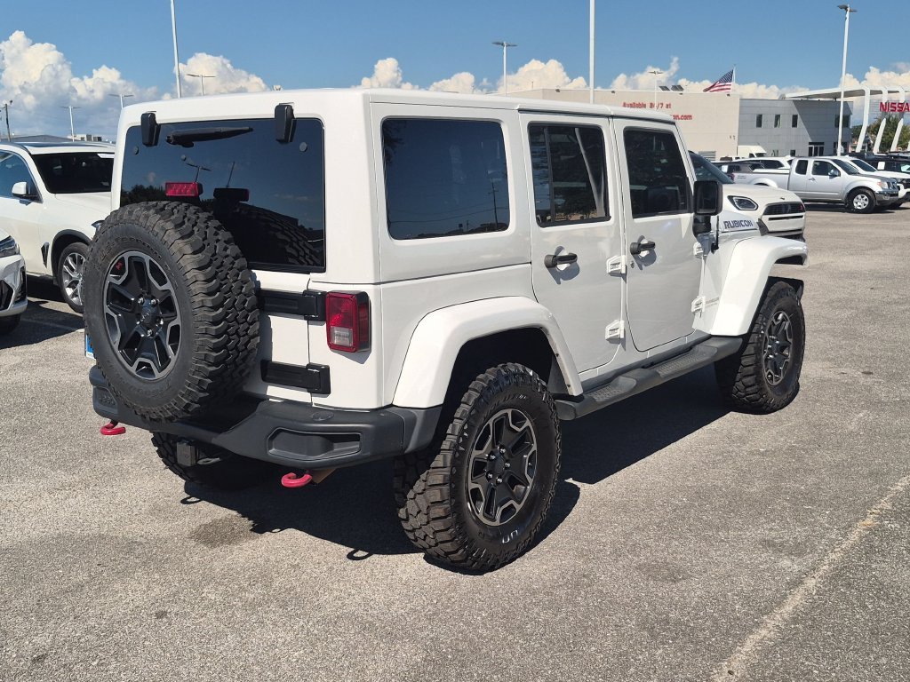 Used 2017 White Jeep Unlimited Rubicon image 6