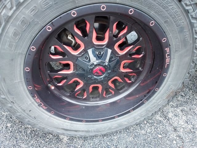 Used 2018 Red Ford XLT image 3