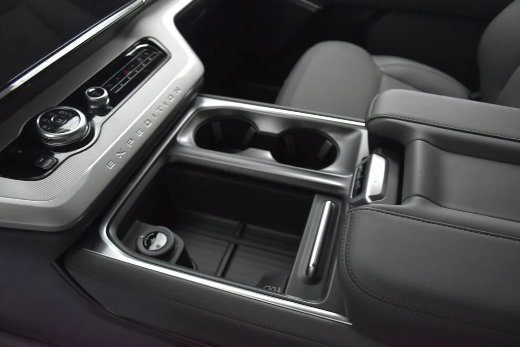 New 2027 Gray Ford Active image 13