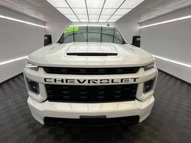 Used 2021 White Chevrolet LT image 2