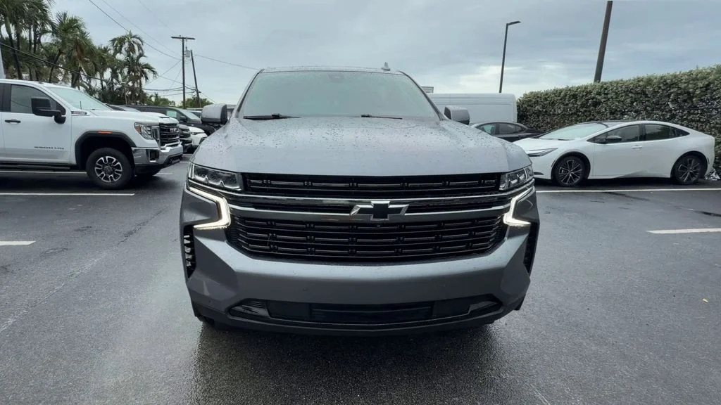 Used 2022 Gray Chevrolet RST image 3