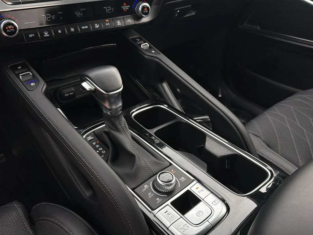 Used 2023 Black Kia SX X-Line image 18