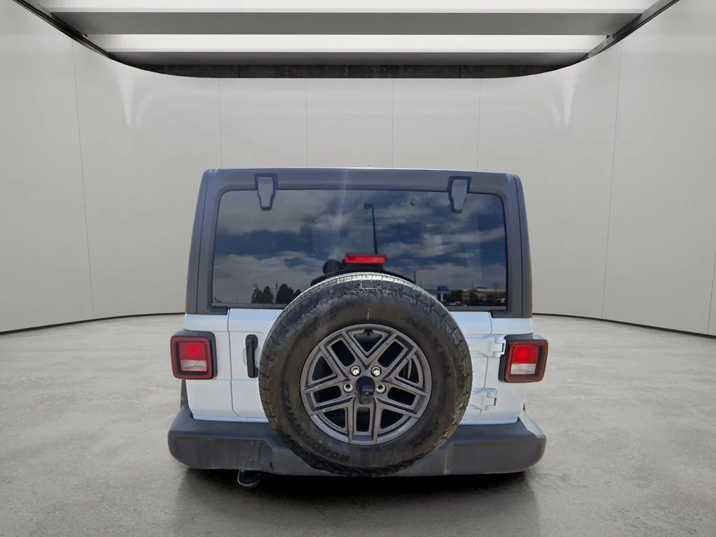 Used 2025 Bright White Clearcoat Jeep Sport S image 4
