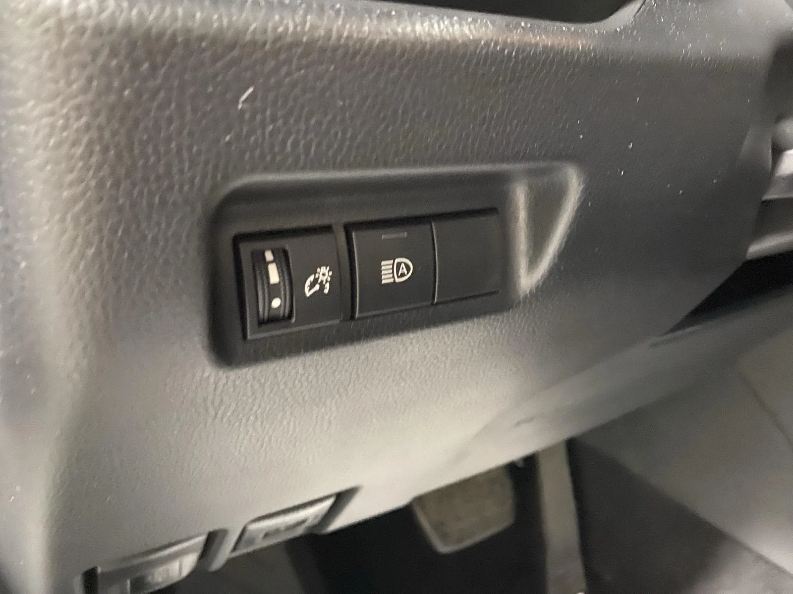 Used 2021 Super White Toyota LE image 17