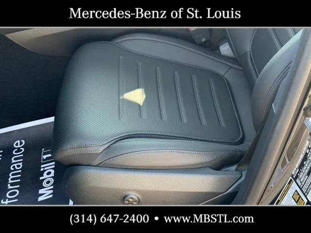 New 2027 Graphite Grey Metallic Mercedes-Benz GLC 300 image 16