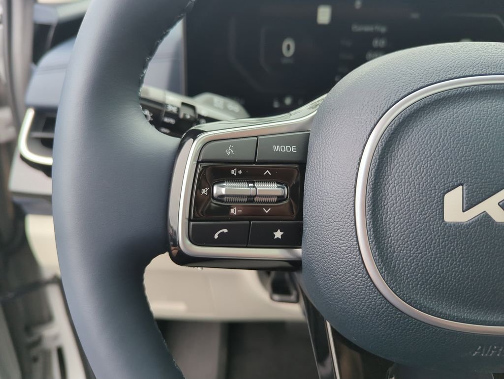 New 2026 Ceramic Silver Kia SX Prestige image 22