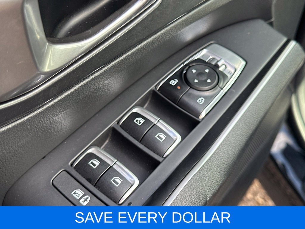 Used 2025 Black Kia S image 9