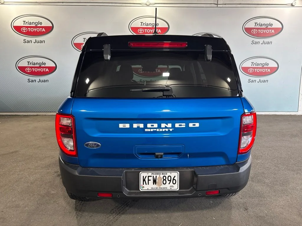 Used 2022 Blue Ford Outer Banks image 5