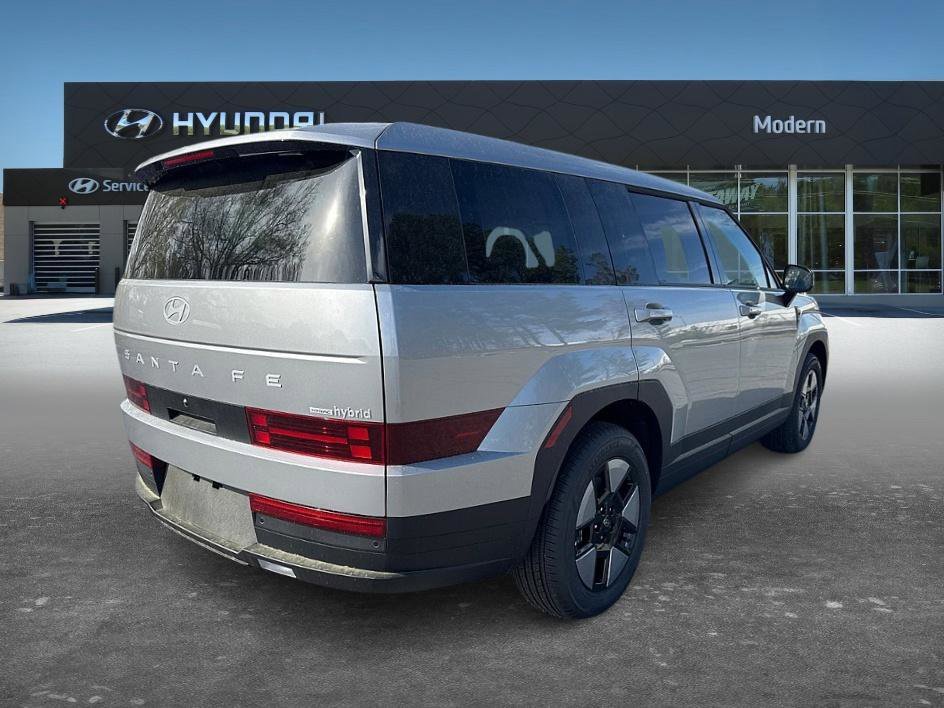 New 2026 Shimmering Silver Hyundai SE image 3