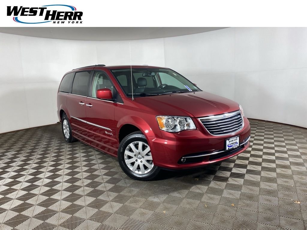 2016 Chrysler Town & Country