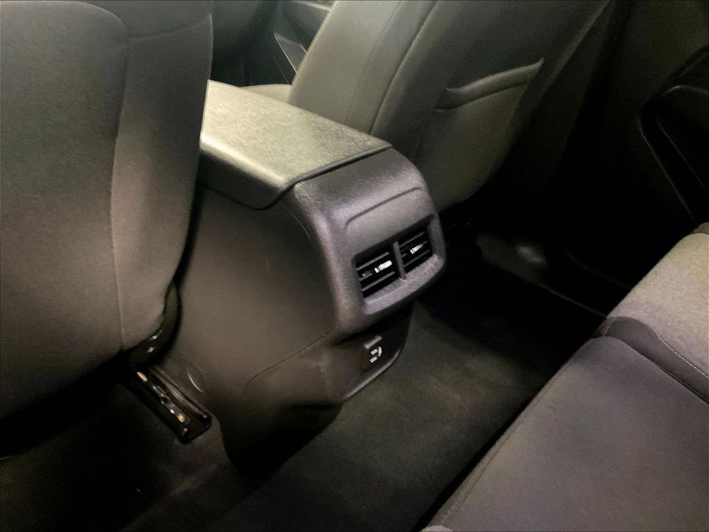 Used 2023 Gray Chevrolet LT image 27