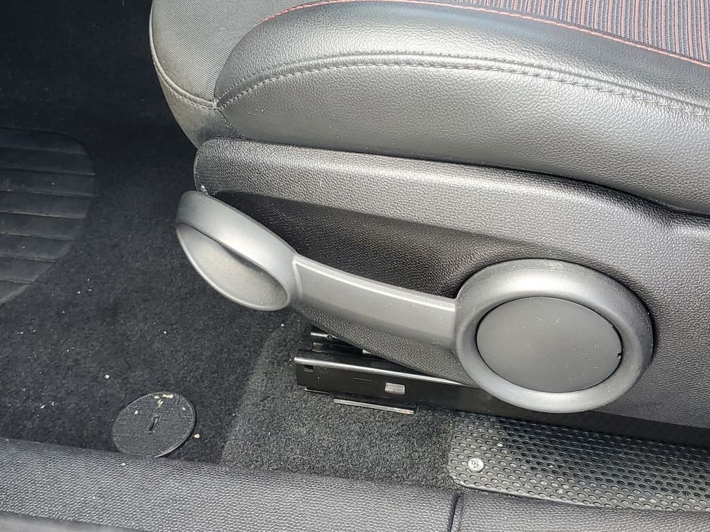 Used 2011 Black MINI Base image 12